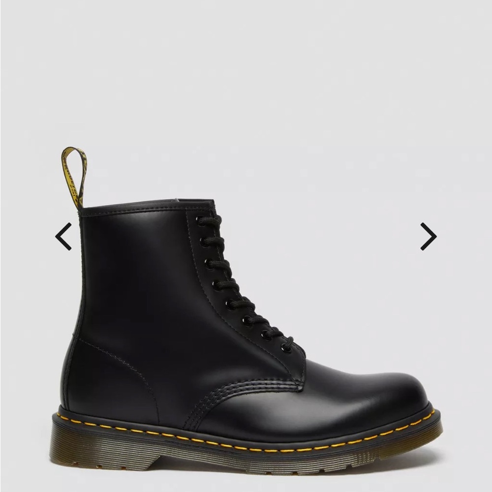 1460 smooth leather docs size 6